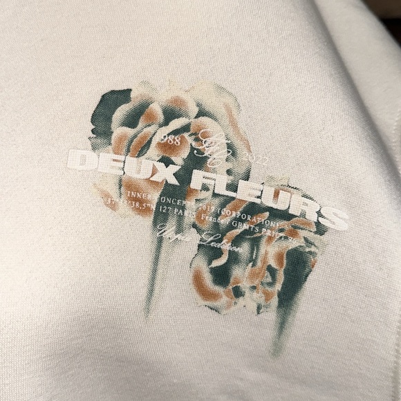 D&F Ricky Singh pullover NWOT - Picture 3 of 7